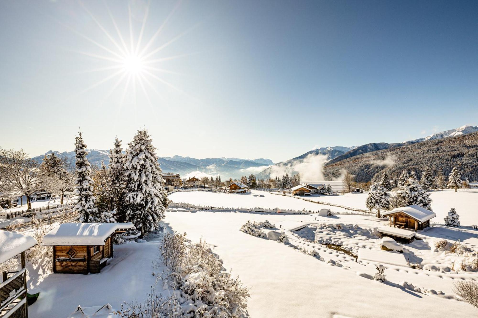 Sonnenberg Panorama Dolomites Wellbeing Hotel Maranza Exterior photo